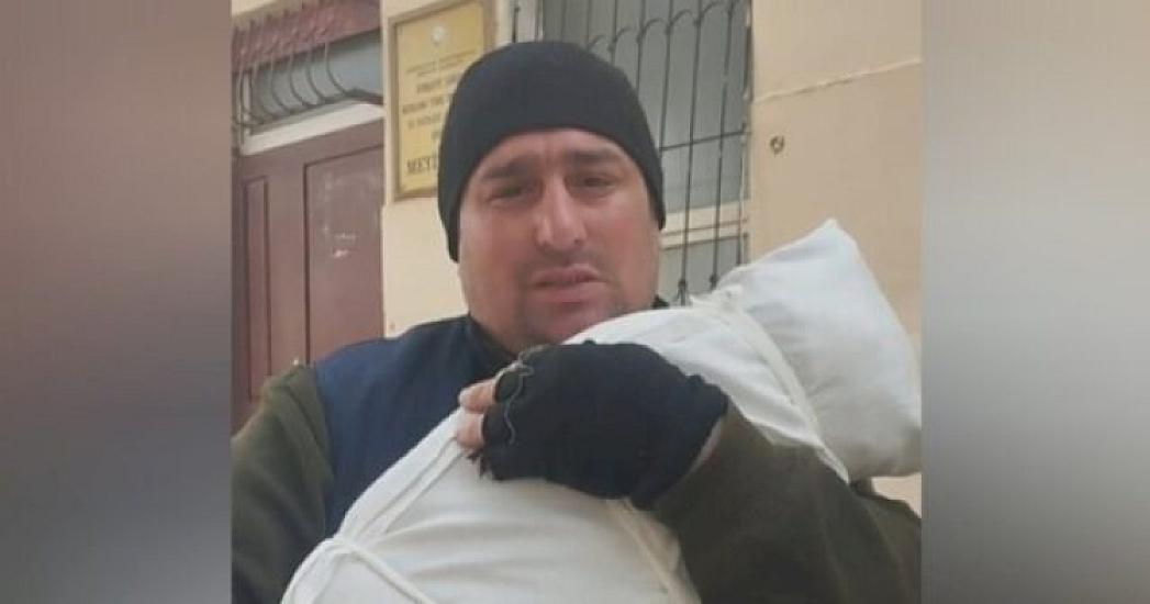 Övladının dəfnində canlı yayım açan ata nəzarətə götürüldü – 