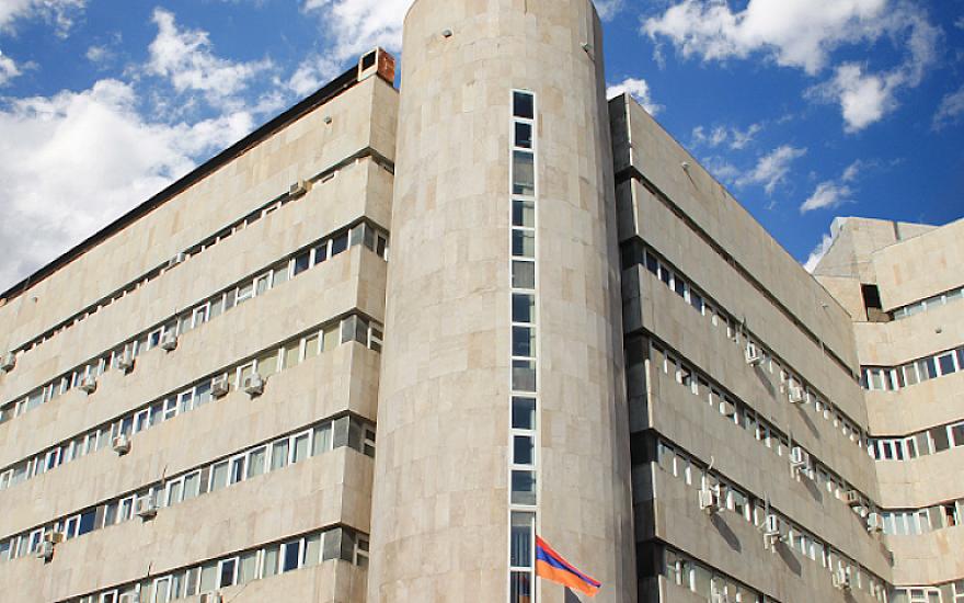 Ermənistanda nazirlikdə atışma - 