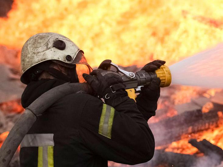 Прикреплённые друг к другу