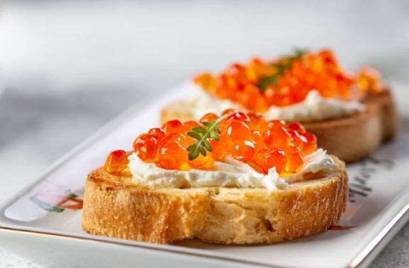 Proper amount of using red caviar