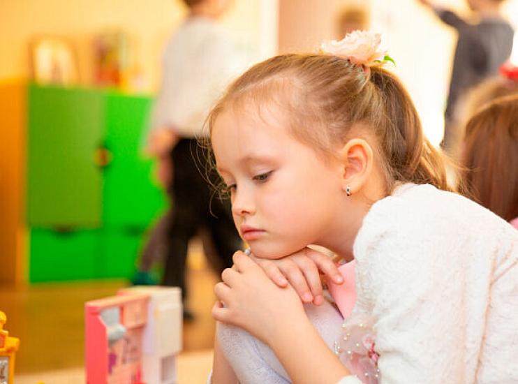 74 uşağın müəssisəyə verilməsinin 