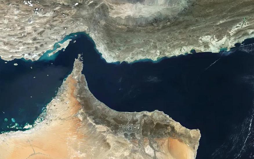 İran sabah Hörmüz boğazını 