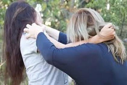 Cəlilabadda qadın qaz puluna görə anasının qulaqlarını cırdı