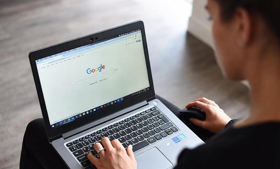 Azərbaycanda şəxsiyyət vəsiqəsi və pasport almaq