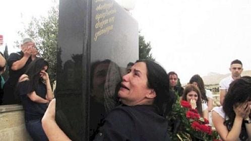 “Öz qızına yiyə dura bilmədi, mənim oğlumu...”