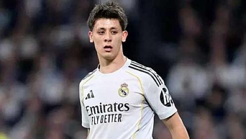 ​"Uşaq olanda sənə yemək verməyiblər?"