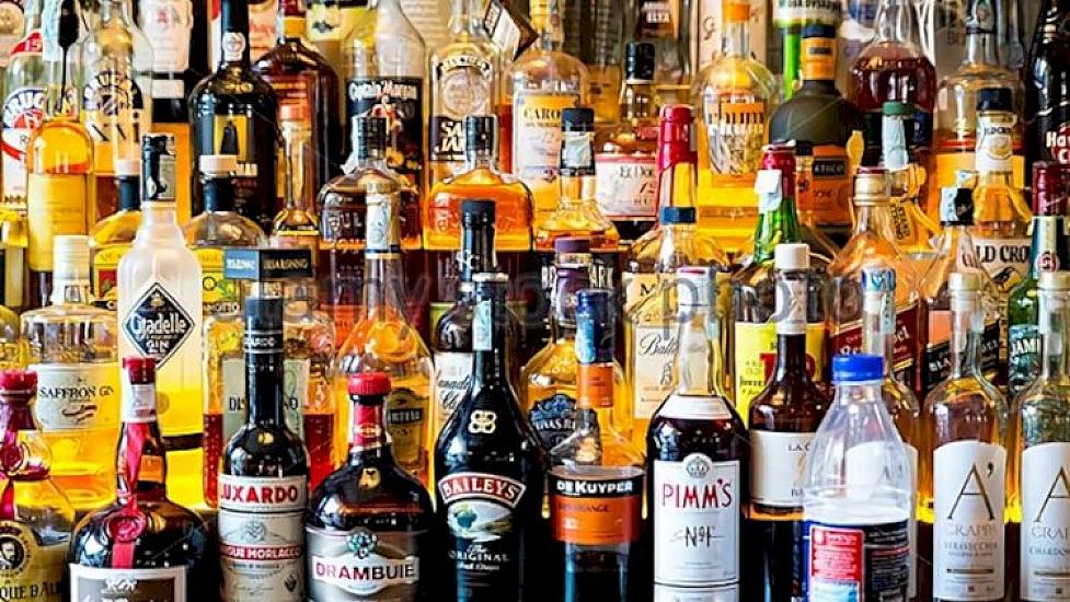 Z nəsli spirtli içkilərə niyə 