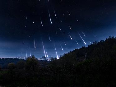 Aprelin sonunda meteor yağışı 