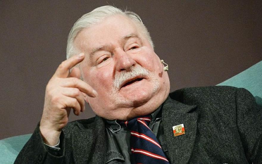 Keçmiş prezident təqaüdündən narazıdır -