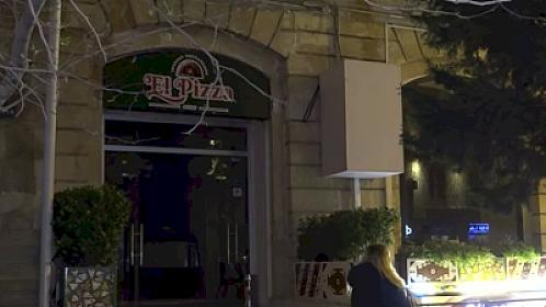 Bakının mərkəzində restoran yandı 