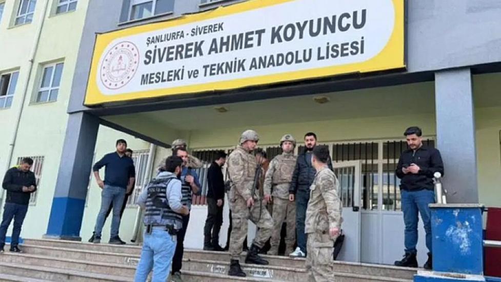 A student who carried out an armed attack at a high school in Turkey has killed himself,