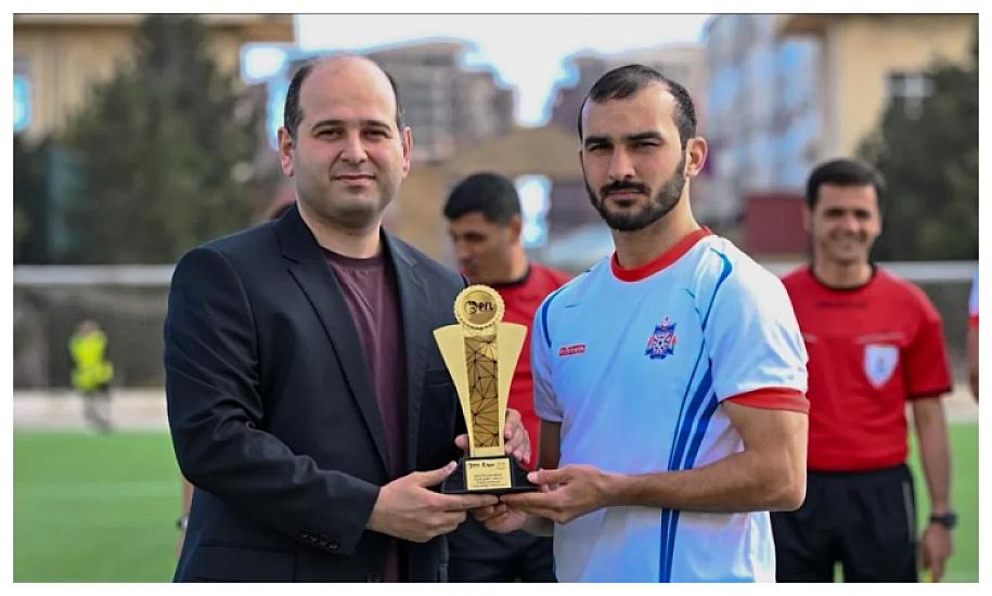 "Qaradağ Lökbatan" player Emil Quluzadə in the Second League