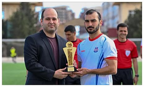 "Qaradağ Lökbatan" player Emil Quluzadə in the Second League