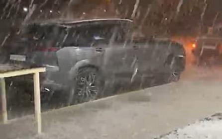 Bakı dəqiqələr içində ağardı -