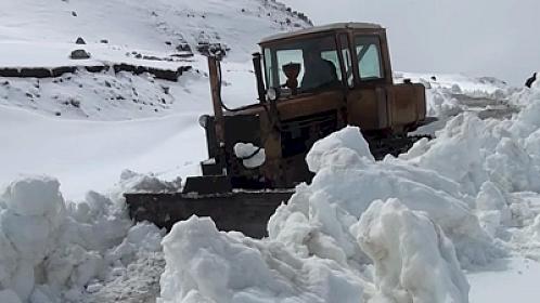 Qubada qarın hündürlüyü üç metri keçdi 