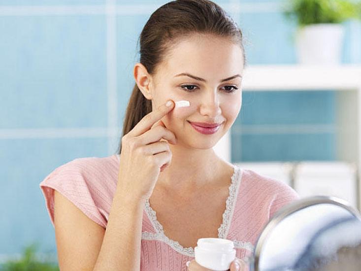 Почему макияж остается неровным на лице? - 6 причин и решения