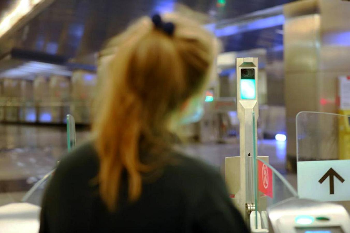 Payment with face recognition in Baku metro: The system recognized the face, but where will the money come from? –