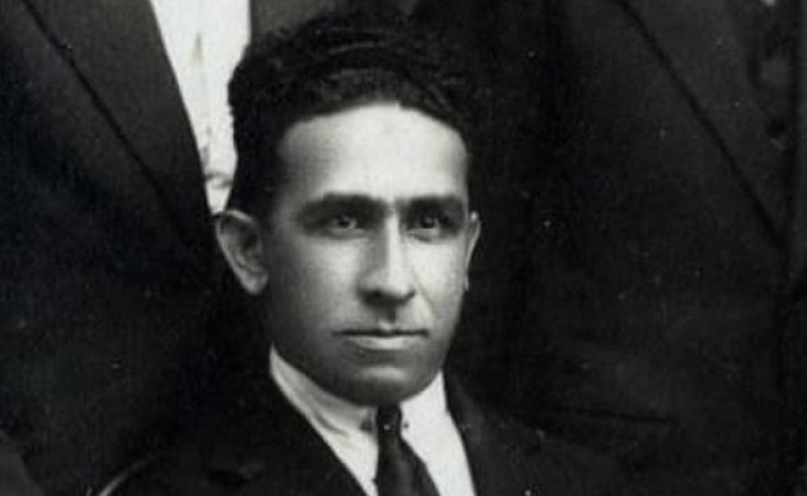 Sükuta dalmış həqiqət işığında 