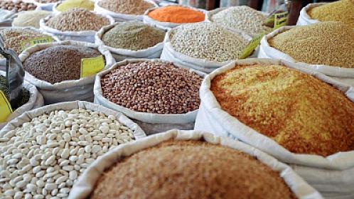 Açıq şəraitdə satışa çıxarılan qidalar - 