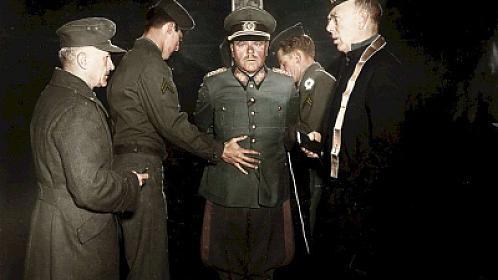 Yeganə güllələnmə: Niyə başqaları asıldı, o isə... 