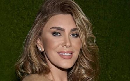 Xoşqədəm oğlu ilə fotosunu paylaşıb 