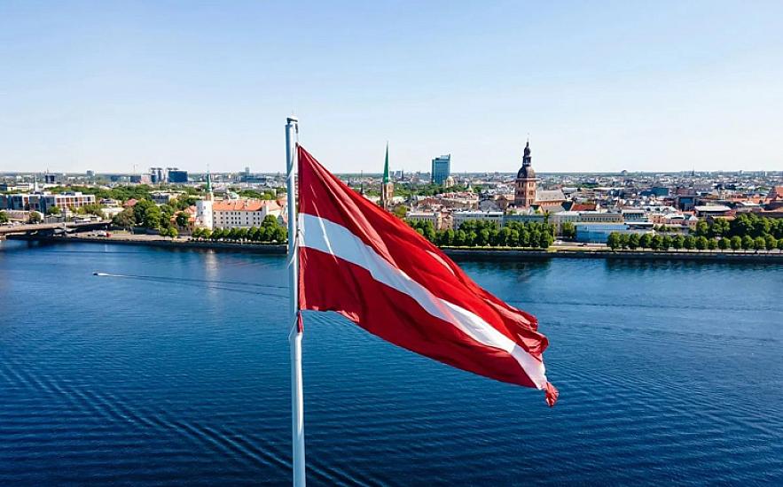 Bu ölkədə məktəblərdə rus dilində danışmaq