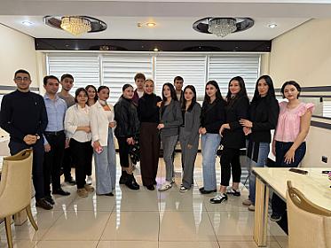 "Həkim efirə gəlmədi, 1 saat tək danışdım" - Efirdə peşəkarlıq imtahanı