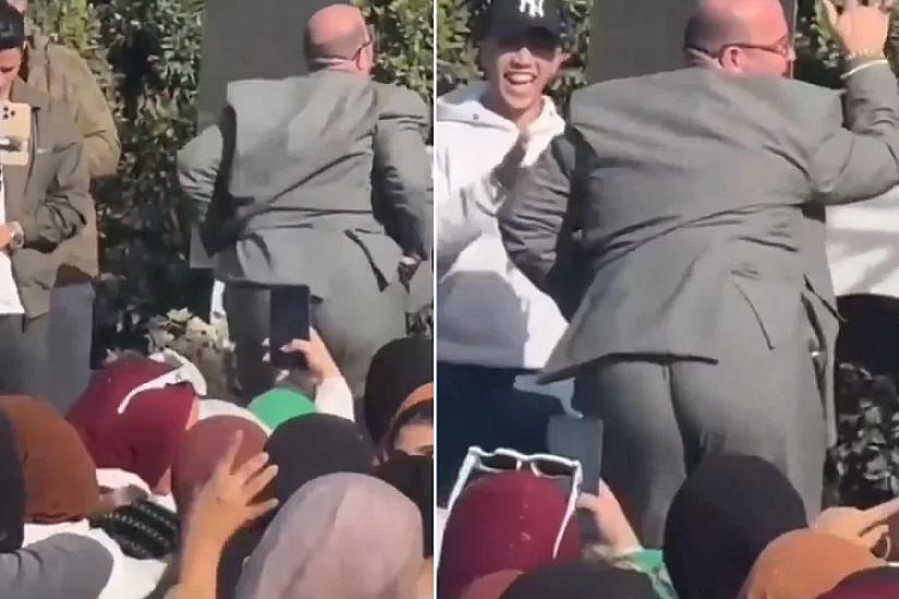 Professorun rəqsi etirazlara səbəb oldu – 