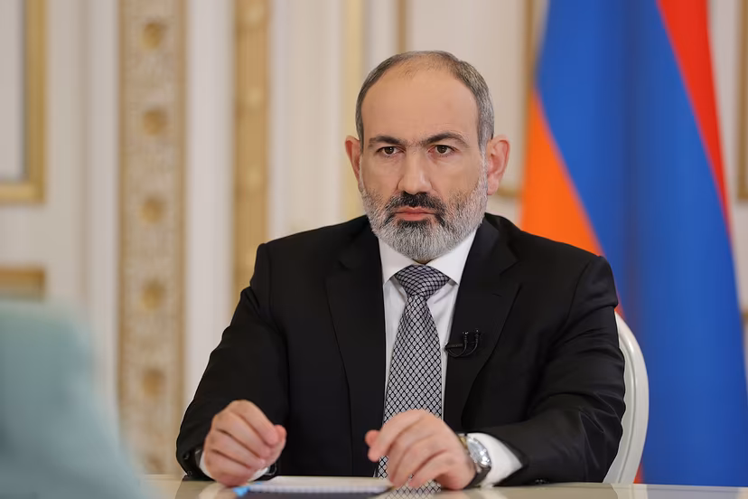 Paşinyan keçmiş sevgilisi ilə barışdı - 