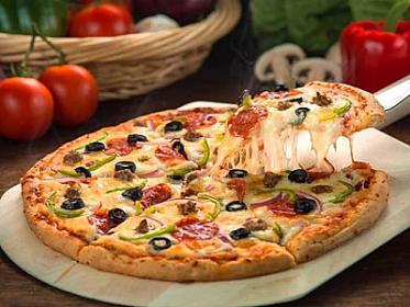 Gənc futbolçu pizzaya görə öldürüldü - 