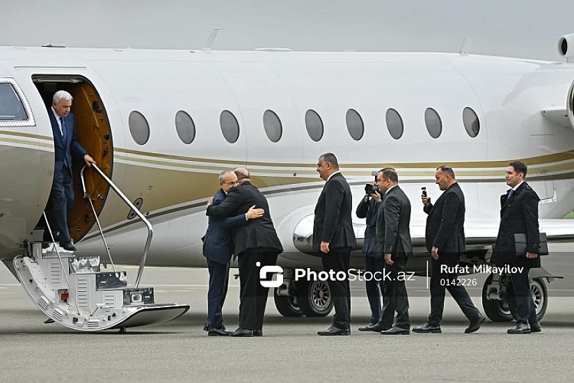Azərbaycanlı məşhur milyarder nazirlərlə birlikdə Qarabağda - 