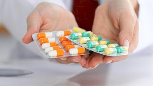 Əhalinin NƏZƏRİNƏ: Antibiotiklər pulsuz veriləcək? - 