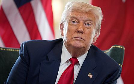 There has been a shooting at the White House involving Trump-