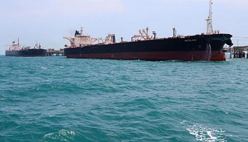 ABŞ İran neftini daşıyan tankeri ələ keçirdi 