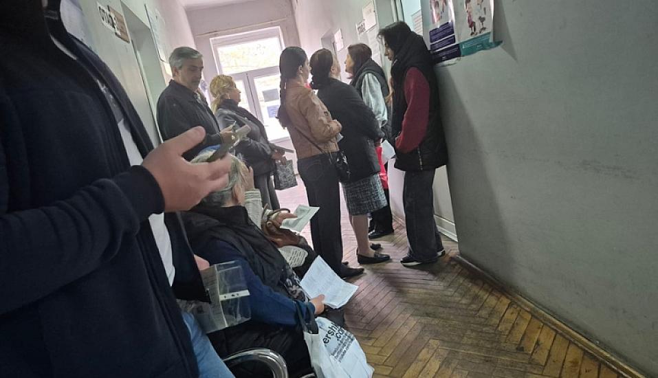 Poliklinikada İZDİHAM: Sürücülük arayışına görə QIRĞIN düşdü - 