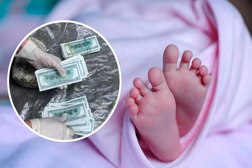 Qadın oğlunu 25 min dollara satmağa 