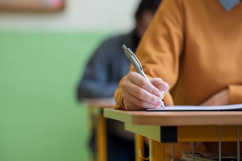 Buraxılış imtahanlarında 