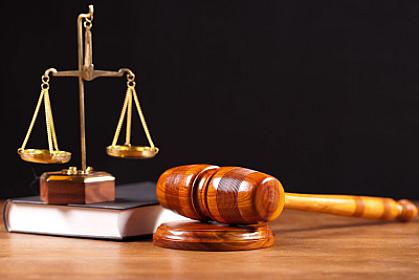 Vəfat etmiş tərəflərin varisləri eyni tələb üzrə 