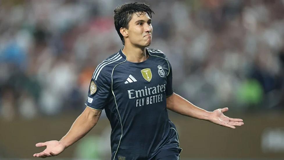 "Borussiya" "Real"a 30 milyon avro 