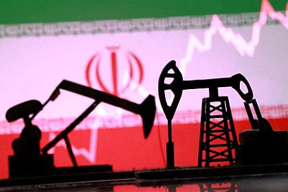 İran satılmayan nefti köhnə tankerlərdə saxlayı