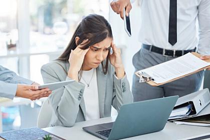 BMT: "İşlə bağlı psixososial risklər hər il 840 min insanın ölümünə səbəb olur"