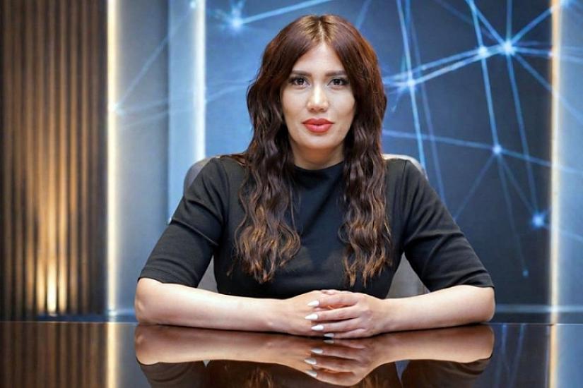 Саре Азимовой