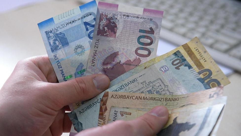 Pensiyalarla bağlı 