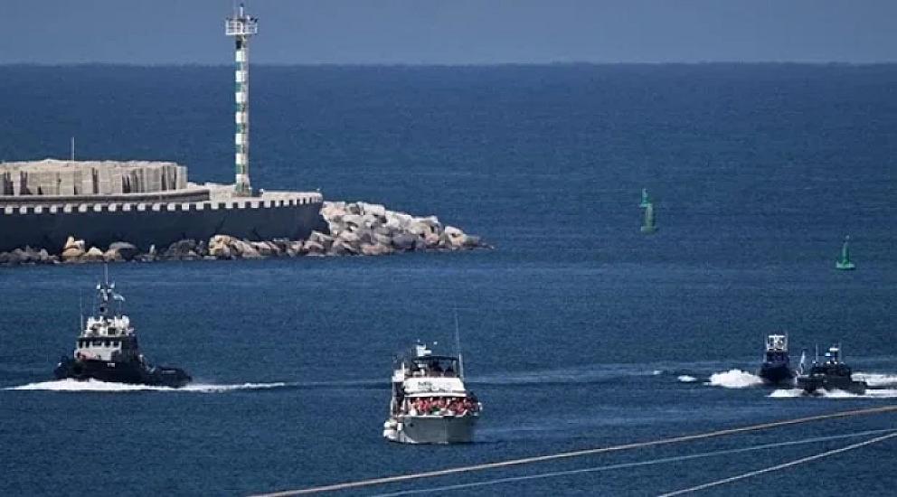 İsrail gəmilərə basqın etdi - 