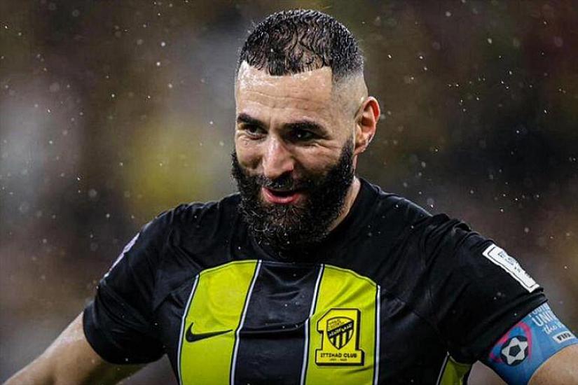 Benzema Vinisiusu təbrik edib - 