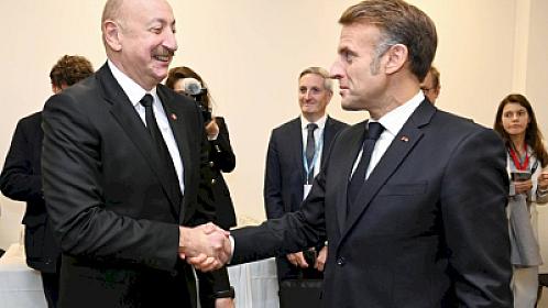Makron İrəvanda “Əliyevlə danışacam” dedi: 