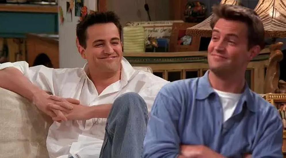 The star of "Friends"' personal belongings are put up for sale -