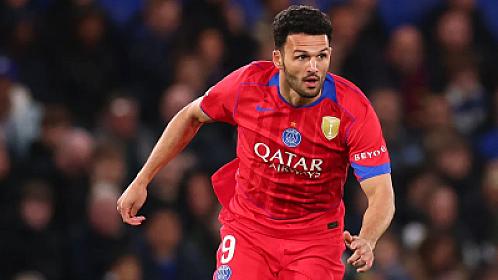 "Barcelona" with the Portuguese forward