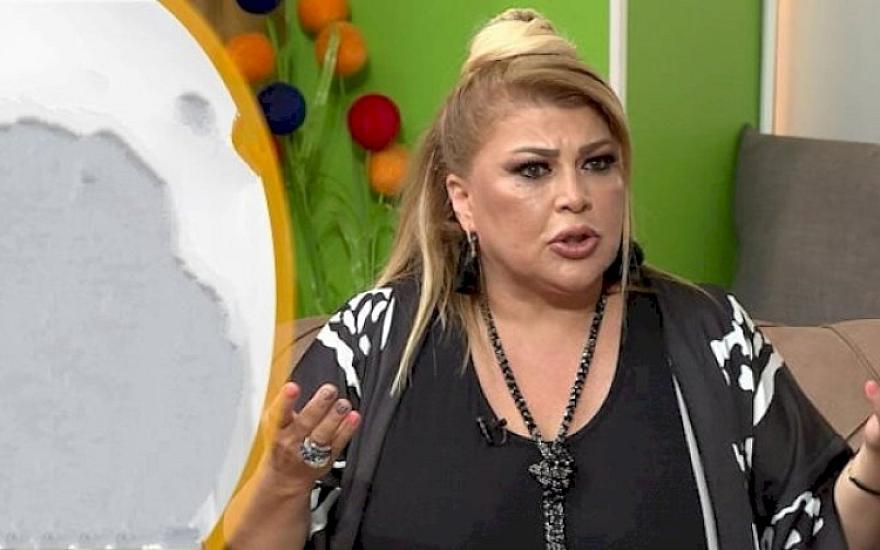 Əməkdar artistin bacısının evi 