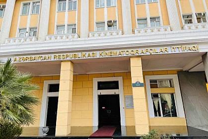 There are two candidates for the position of Chairman of the Filmmakers' Union.